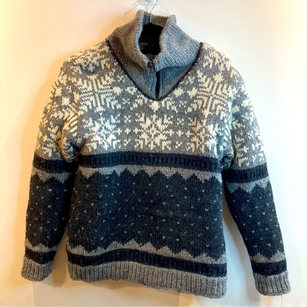 SHARANEL Sz S Unisex Fleece Lined 100% Wool Outdoors Ski Sweater New with Tag